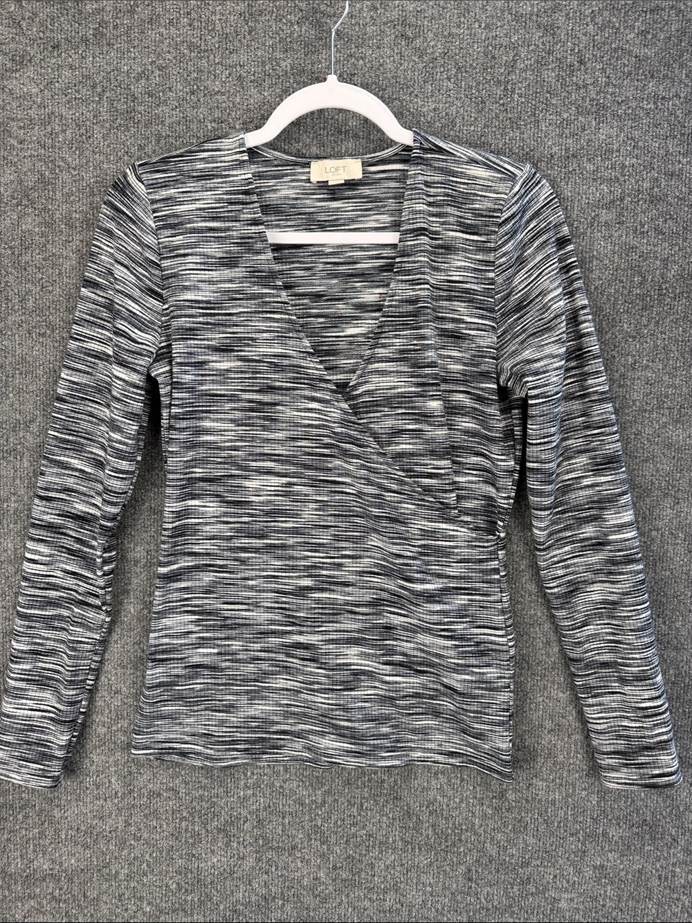 LOFT Black and White Space-Dye Faux Wrap Long Sleeve Top Women’s Small